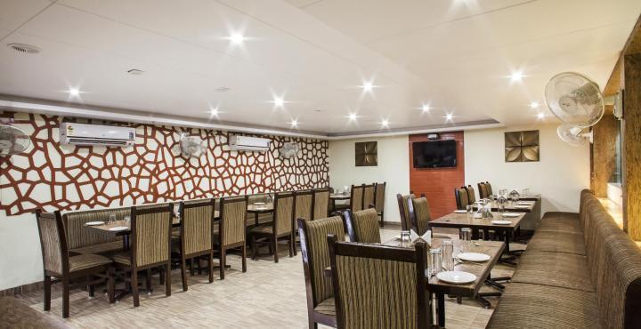 Oyo 2155 Hotel Wardhman Jabalpur Esterno foto