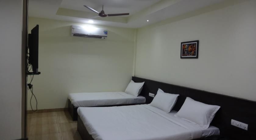 Oyo 2155 Hotel Wardhman Jabalpur Esterno foto